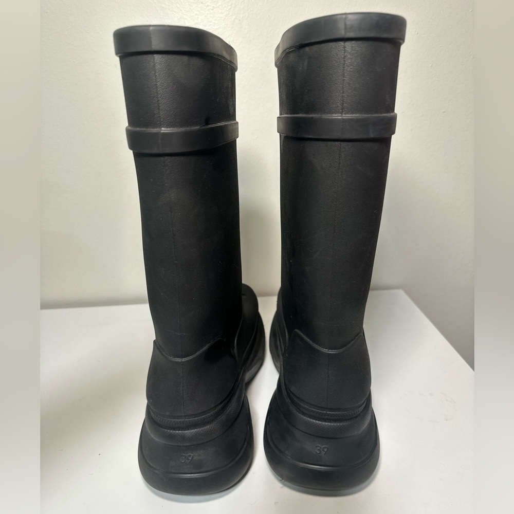 Balenciaga Croc Boots - Picture 3 of 3